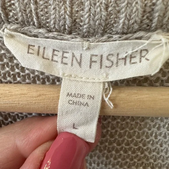 Eileen Fisher linen sweater vest features a v neck sleeveless  Size Large - Picture 2 of 10